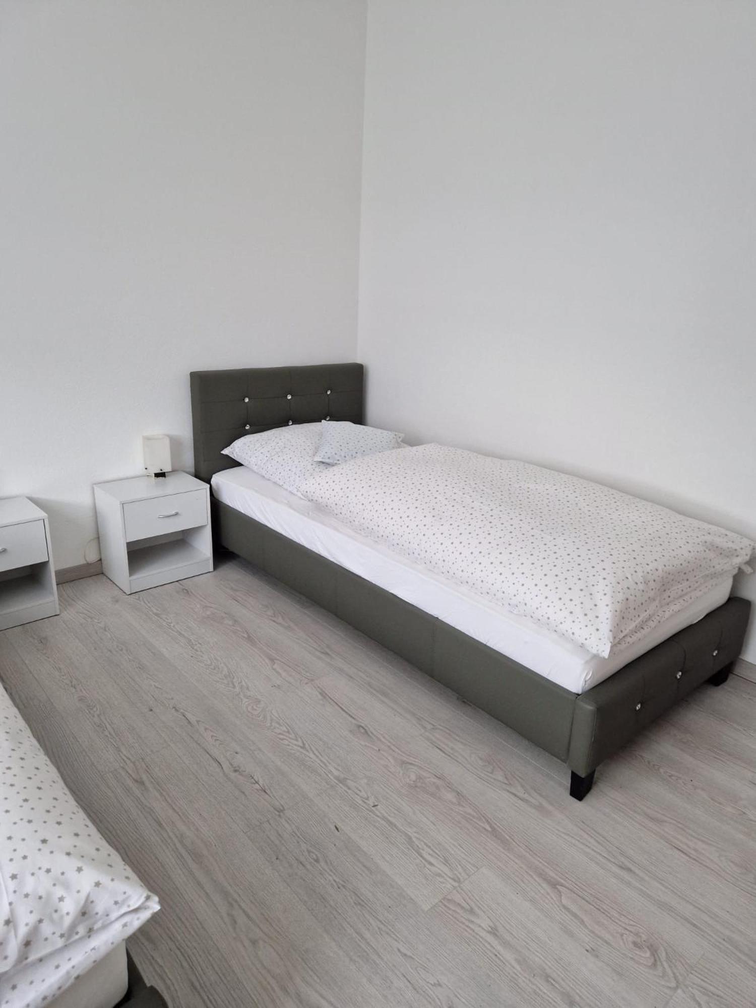 Pension Glueckliche Ruhe Günzburg Esterno foto