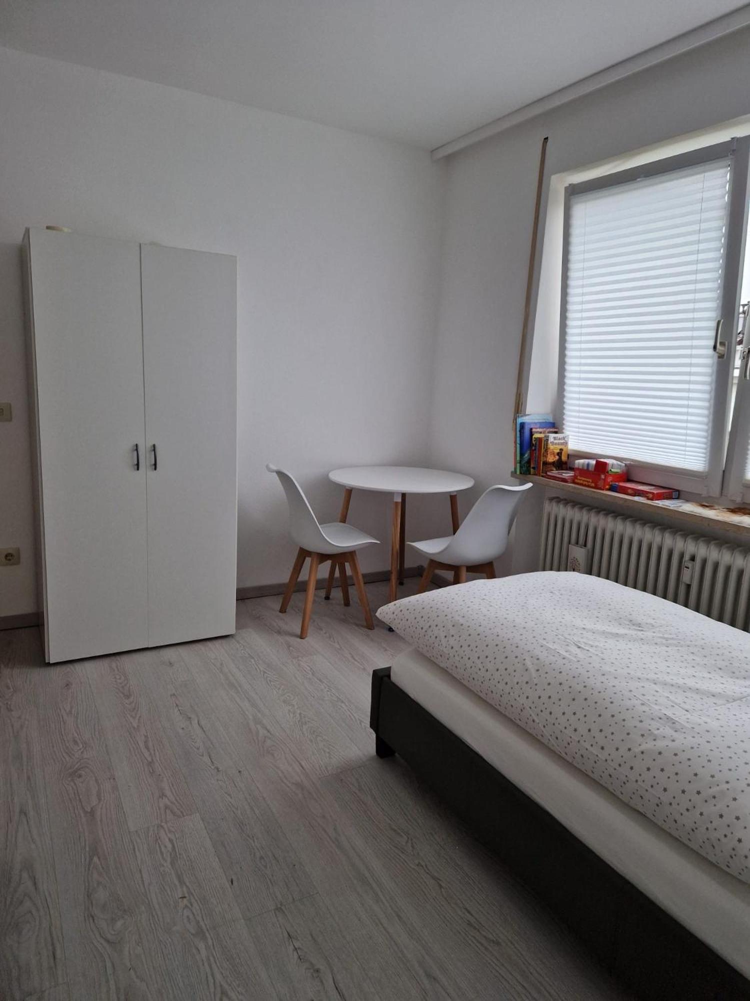 Pension Glueckliche Ruhe Günzburg Esterno foto